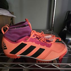 Adidas The Gravel Shoe GX1665 NEW Orange Mens Size 6/Womens

7 Cycling Shoes