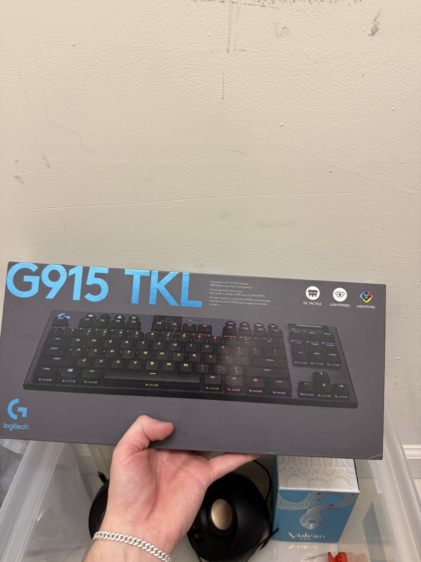 Logitech G915 Wireless Tactical Keyboard