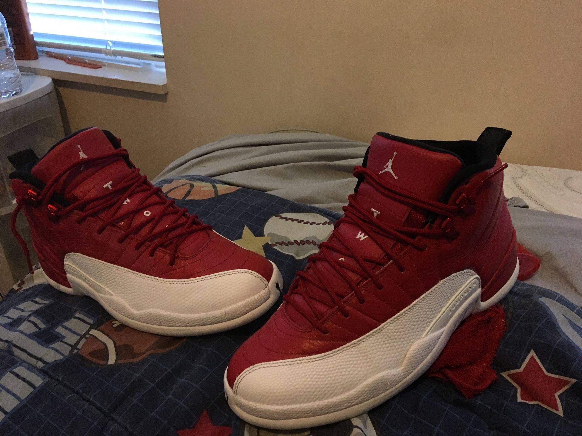 Jordan 12s white and red Christmas😍
