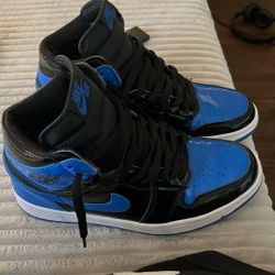 Blue And Black Jordan 1’s Mids
