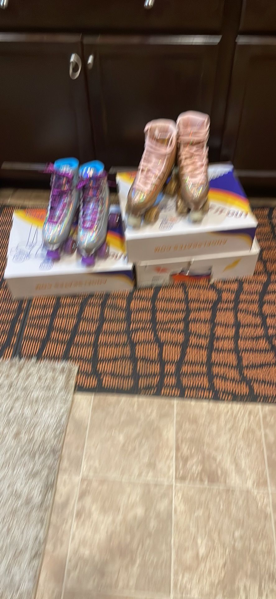 Skates