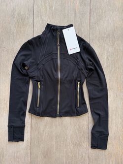 Lululemon Black Full-Zip Athletic Jacket brand new‼️ sizes: 2,4