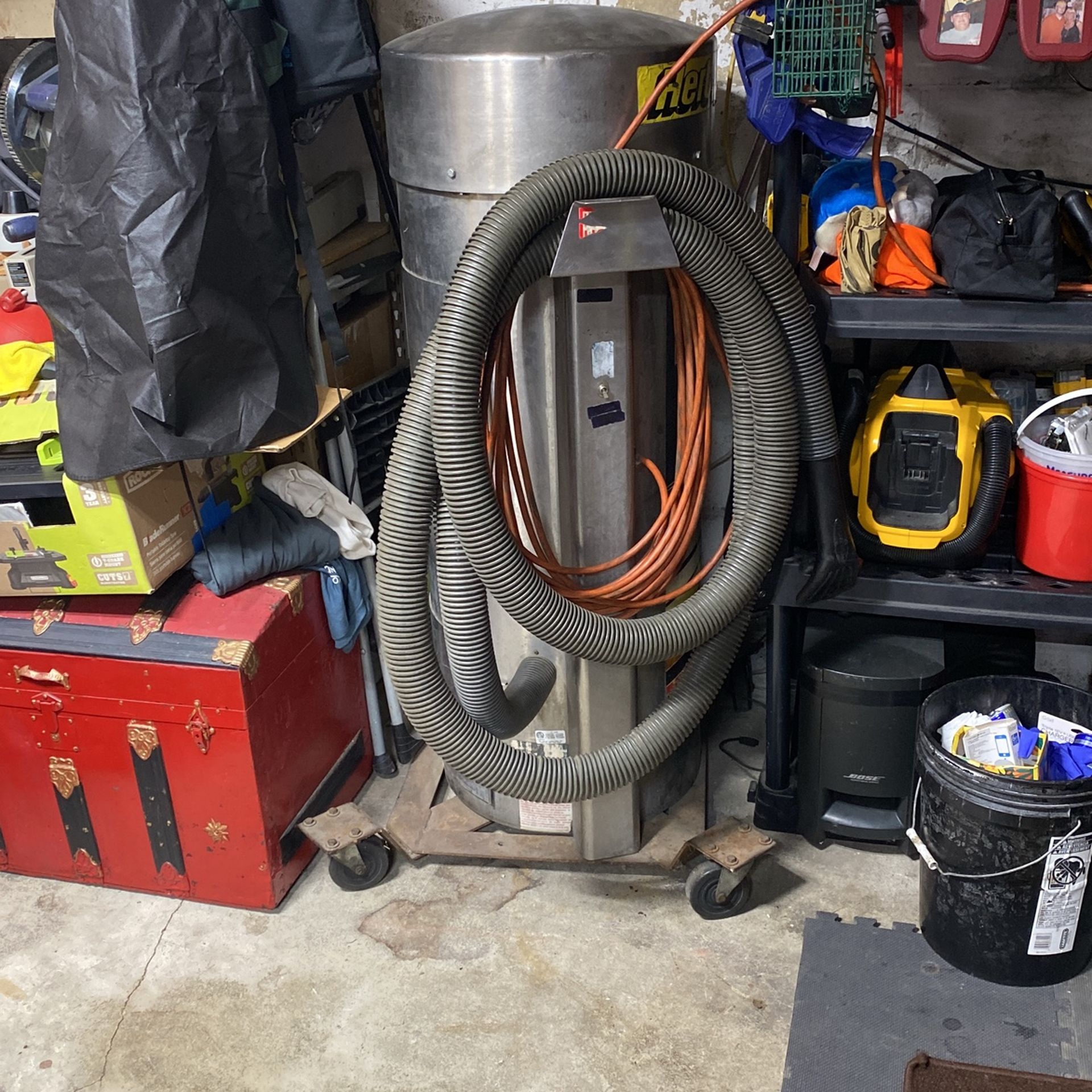 Car Wash Style Vacuum Cleaner Works Great As Should $250 OBO