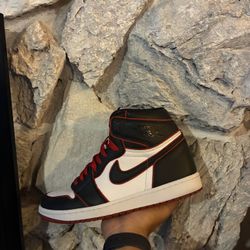 Jordan 1 Bloodline Sz 10.5