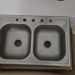 Free Kitchen Sink