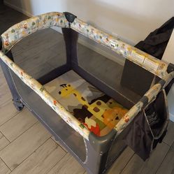 Pack and play portable crib
