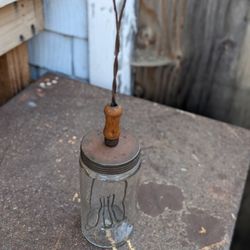 Vintage 1915 Hand Mixer 1 Quart