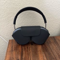 AirPods Max USB-C Midnight