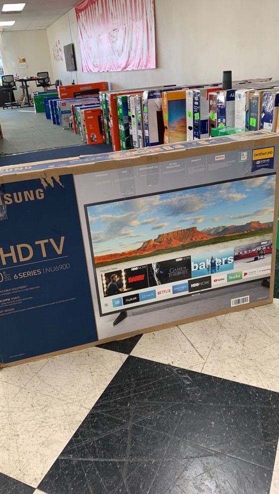 Samsung TV television is brand new with one year warranty Open Box 50 inch O0Z1