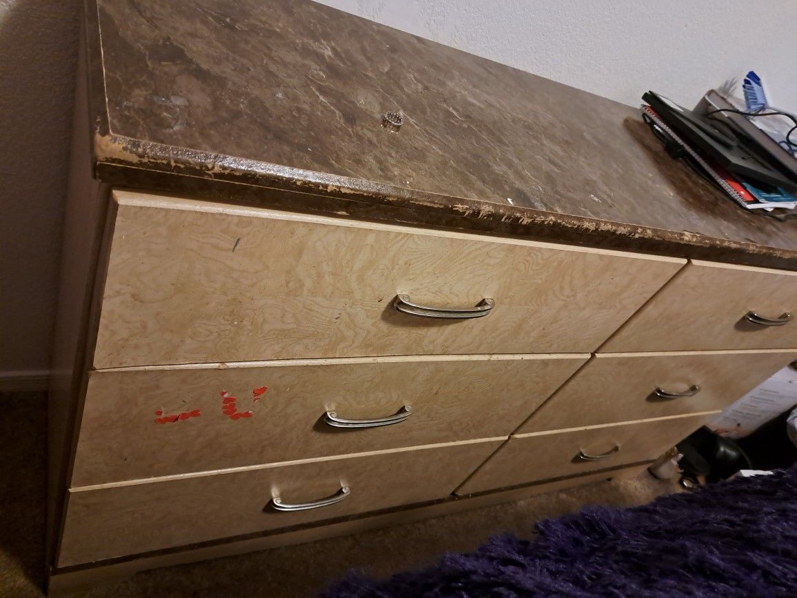 Dresser for Sale in Tucson, AZ OfferUp