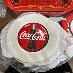 Vintage Coca-cola Memorabilia Lot . 4 trays , 3 plates and one pad 