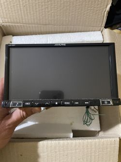 Alpine ILX-207 Single Din Stereo