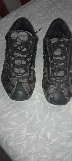 COACH TENIS SHOES SIZE 6.5 USADOS