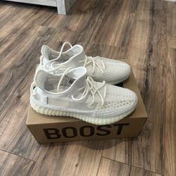 Yeezy Bone White 350 V2
