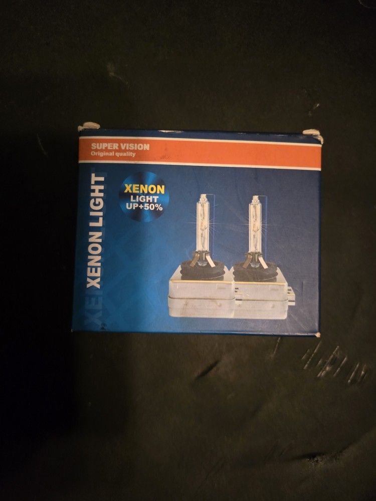 2 Xenon Light  D1s 6000k