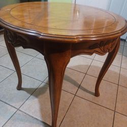 Elegant Drexel Heritage Cabernet Table $200