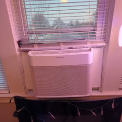 Smart Room Air Conditioner- Frigidaire Gallery 