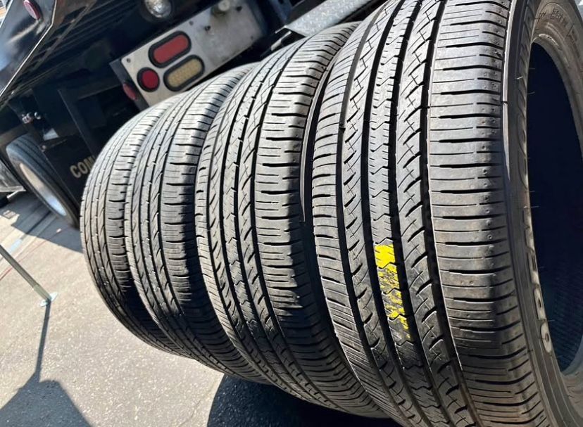 235/55r19 Toyo Tires Con 80% De Vida Las 4 