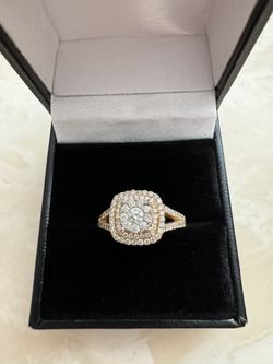 Beautiful natural Diamond Ring 1,600 Or Best Offer