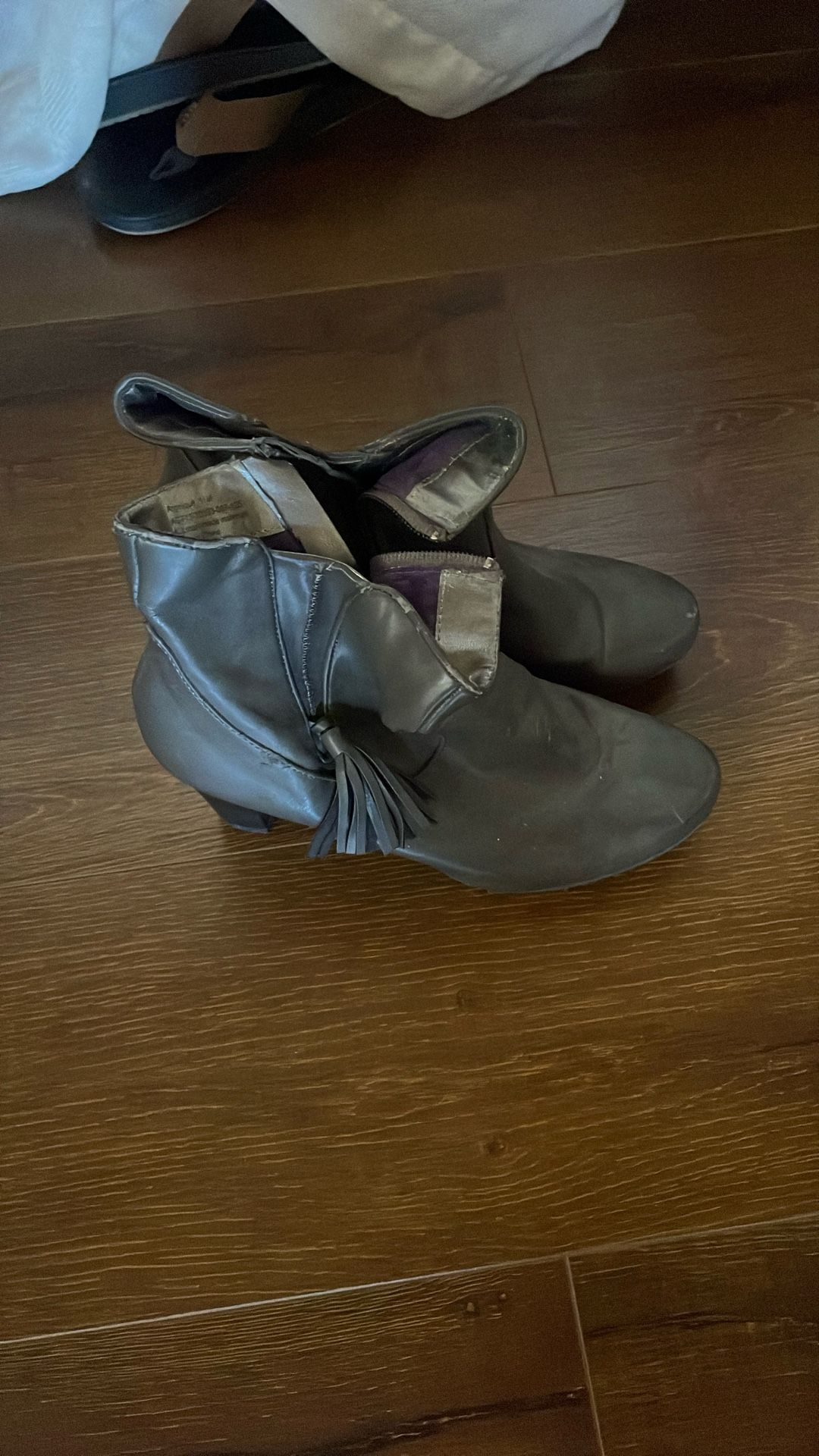 Women Gray Ankle Boots 