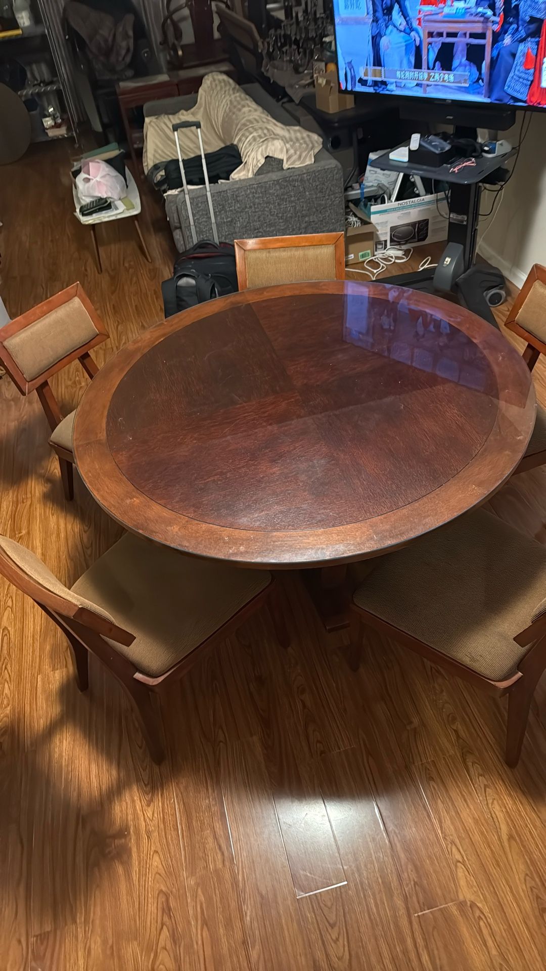 Bancroft 56” Round Dining Table