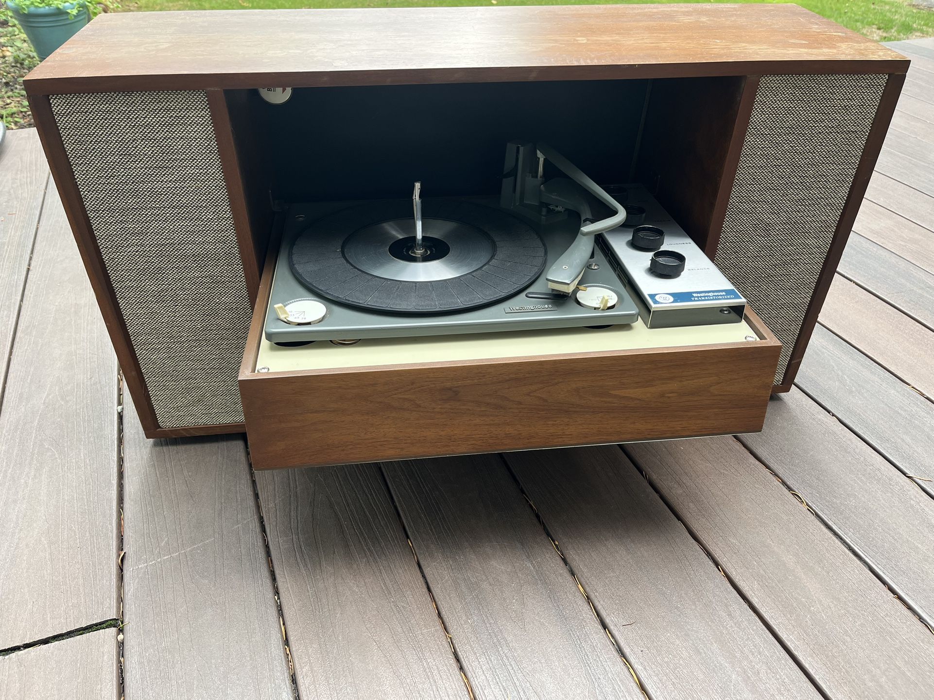 Retro 1960’s Westinghouse Record Player