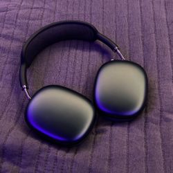 Airpod maxes 2 (Midnight)