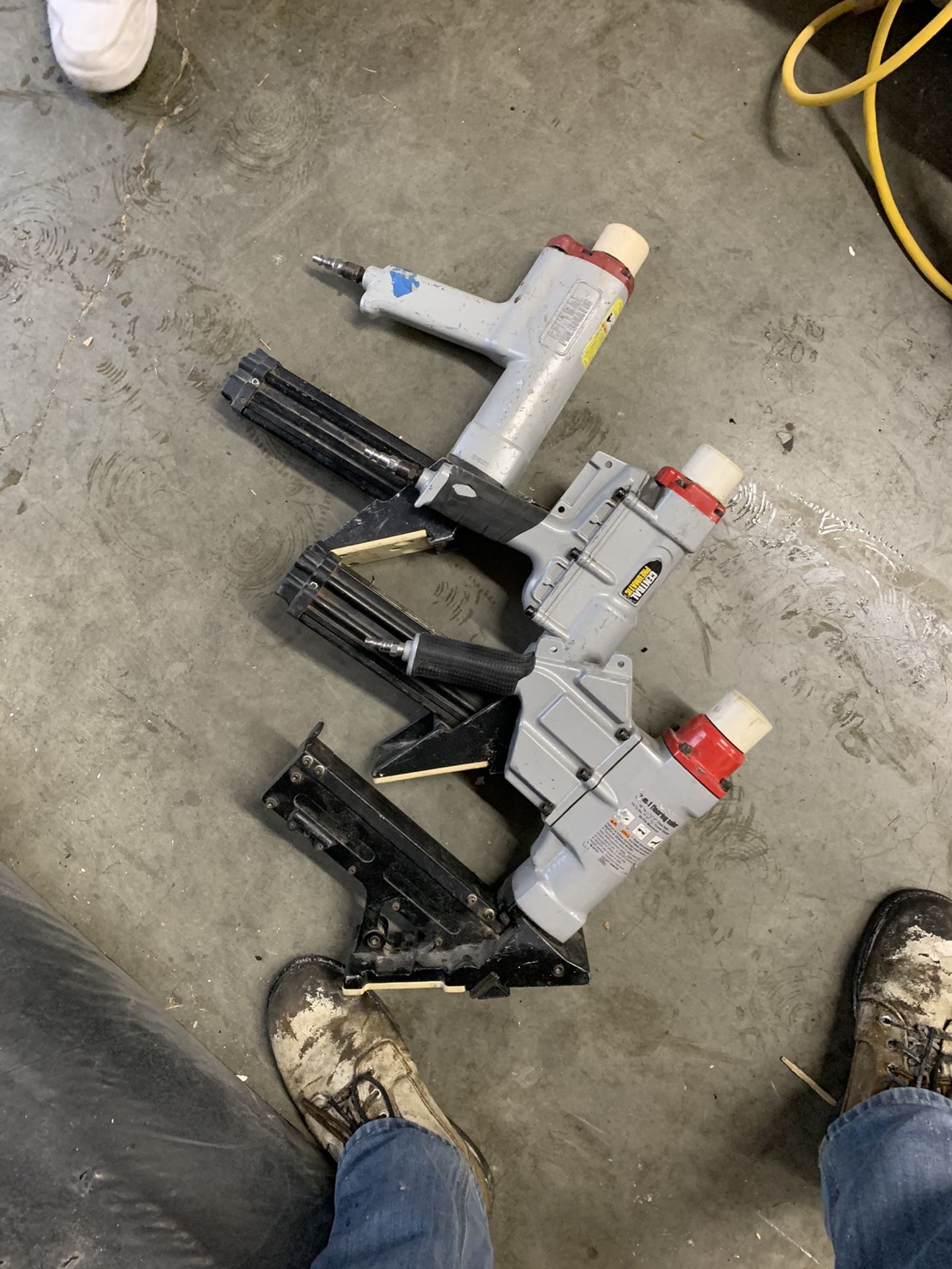 16 Ga Cleat Nail Gun Hardwood 