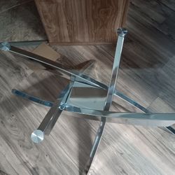 BEAUTIFUL CHROME COFFEE TABLE 