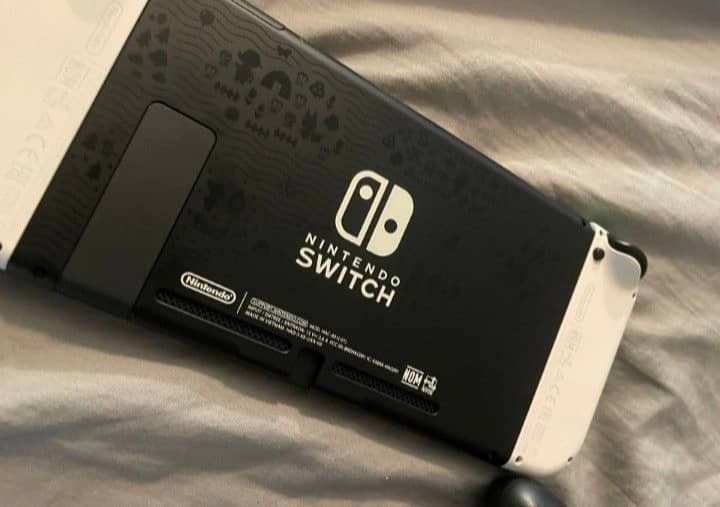 Am giving away Nitendo switch cuz I born new baby,to who first wish me on my cellphone number  513✍620✍4912