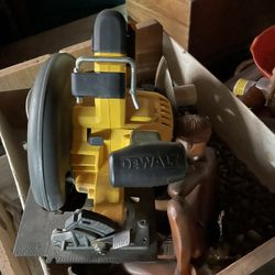Dewalt 60v Circular Saw. 