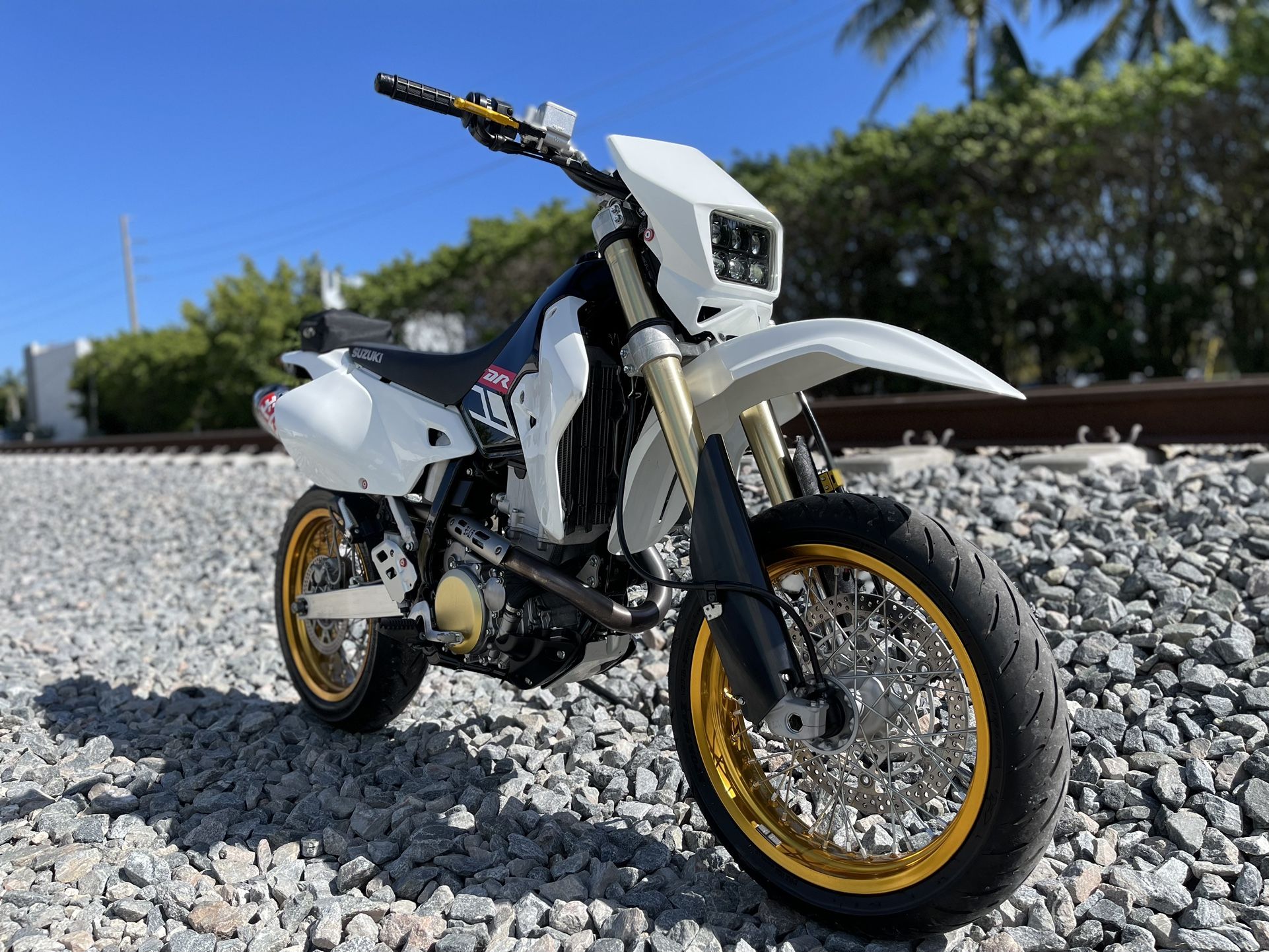 2019 Suzuki DRZ400