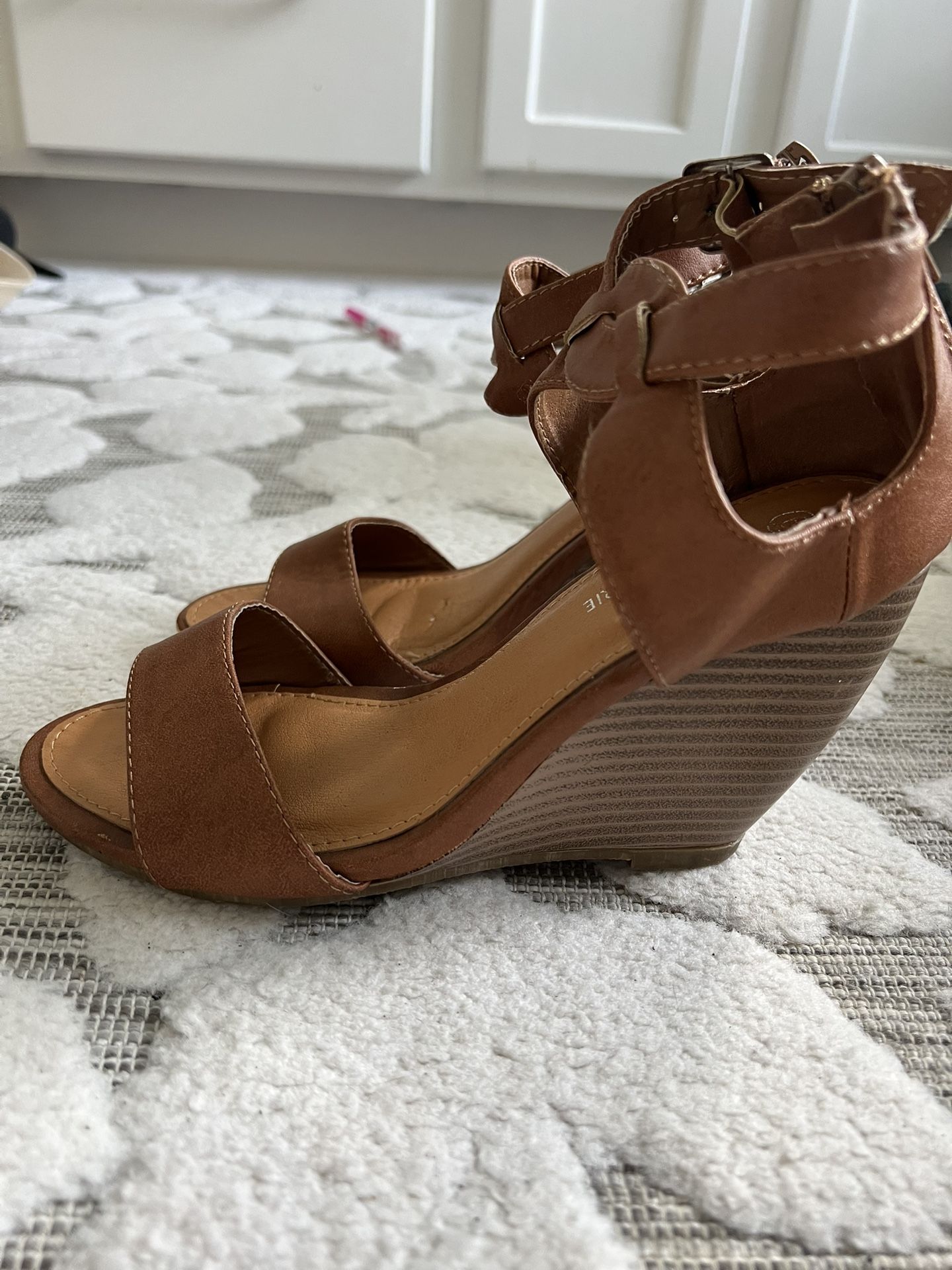 Women's Shoes Wedge Sandals Size 6