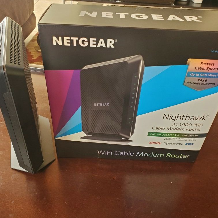 Netgear Nighthawk AC1900 WiFi Cable Modem Router