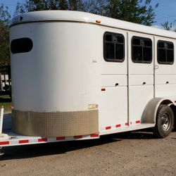 3 Horse Slant Load Trailer With Walk-in Tack Room 