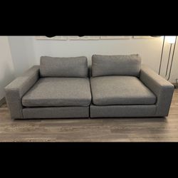 Four Hands -Sofa