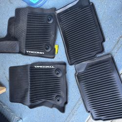Toyota Tacoma 2024 Floor Mats (OEM)