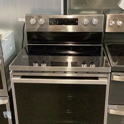 Hisense Electric Stove New Scratch And Dent 