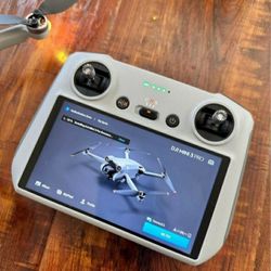 DJI    Mini     Drone 