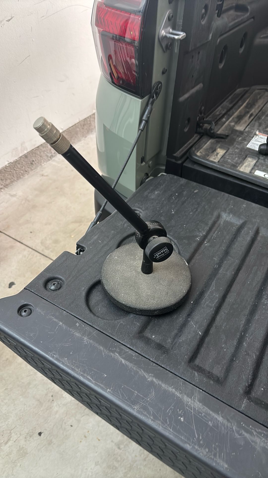 Mic Stand Short 
