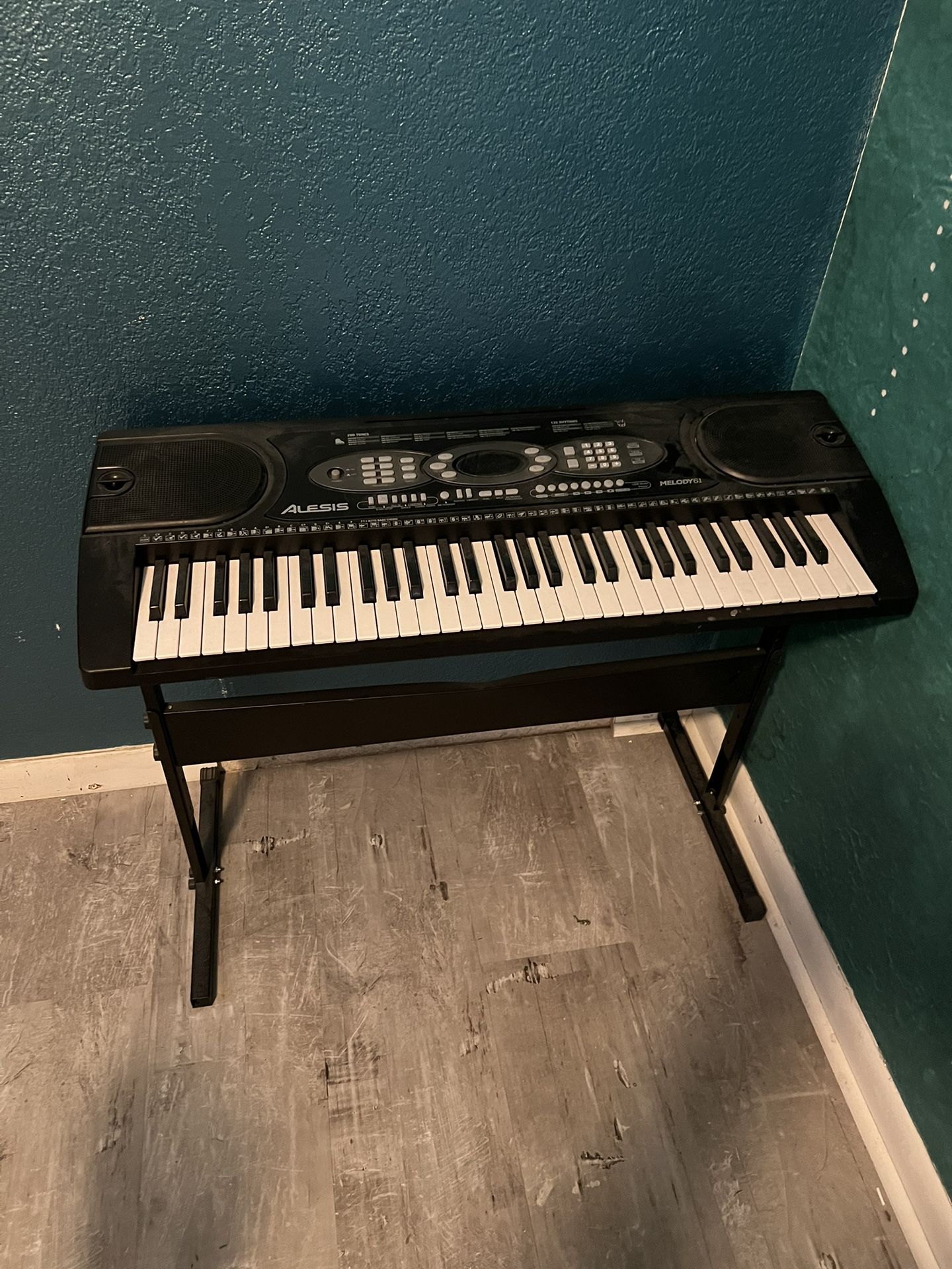 Alesis Melody Electric Keyboard