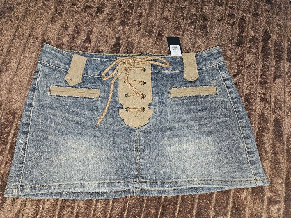Medium Skirt