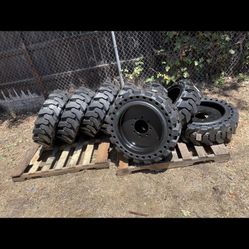 Solid Tires Bobcat/ Loader 