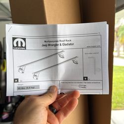 Brand New Never Used Mopar Jeep Wrangler/ Gladiator Roof Rack