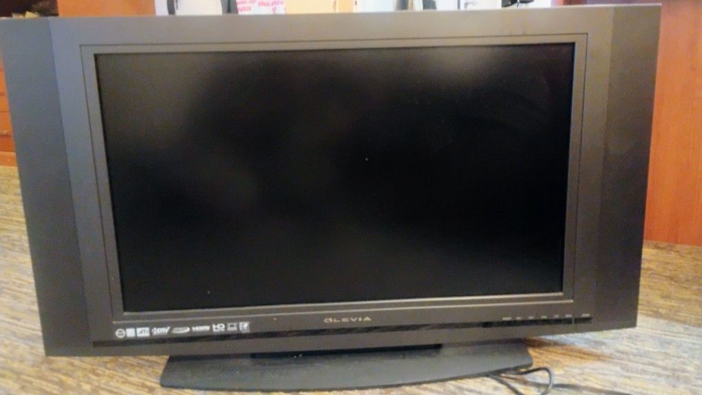 32in LCD Olevia TV
