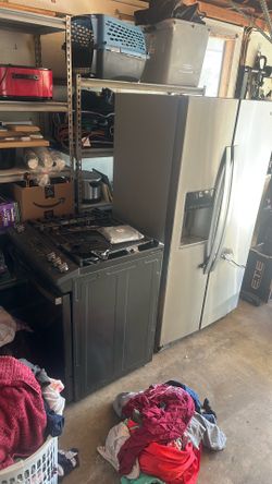 Fridge and stove