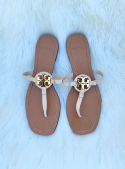 TORY BURCH Originales size 8.