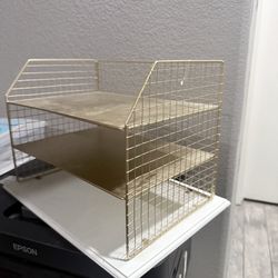 Shelf organizer