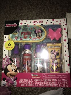 Minnie spa set $10 brand new