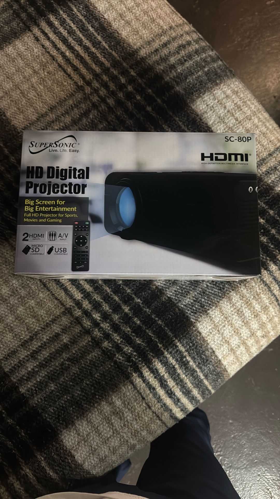 HD digital projector